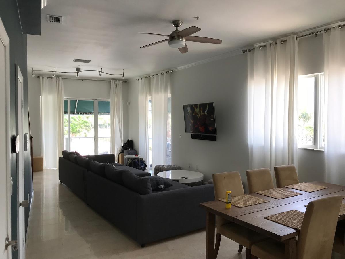 Capri Apartment Miami Beach