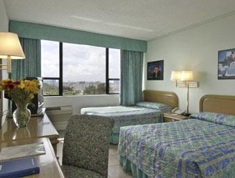 Hotel Howard Johnson Plaza North 3*