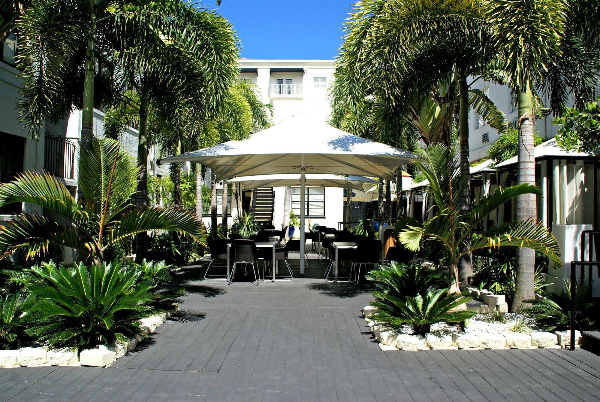 South Plaza Hotel 3*