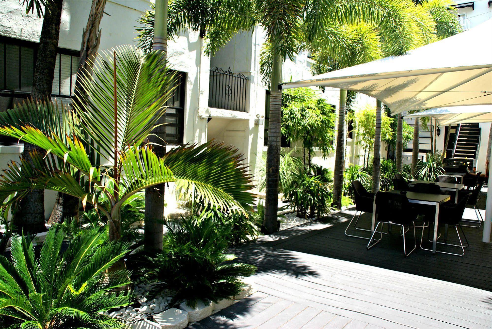 Hotel South Plaza
