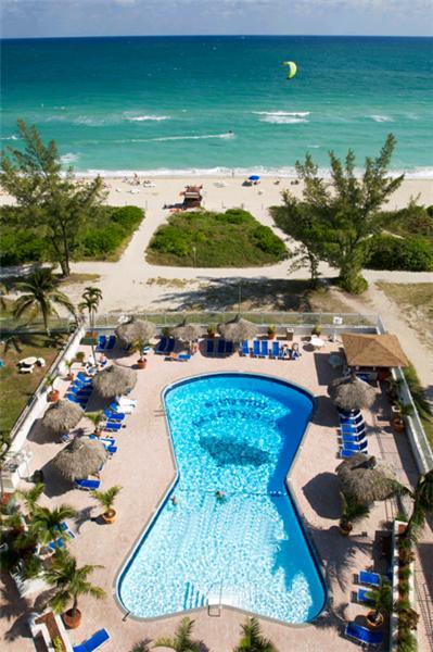Howard Johnson Plaza North Miami Beach