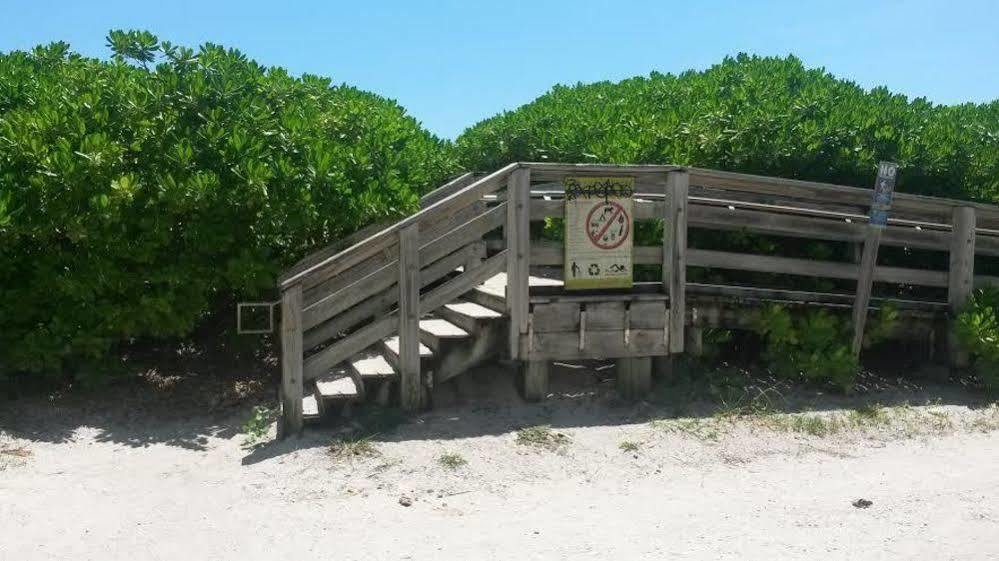 Apartment Ocean Front Casablanca With Full Kitchens & Access By Bl Miami Beach