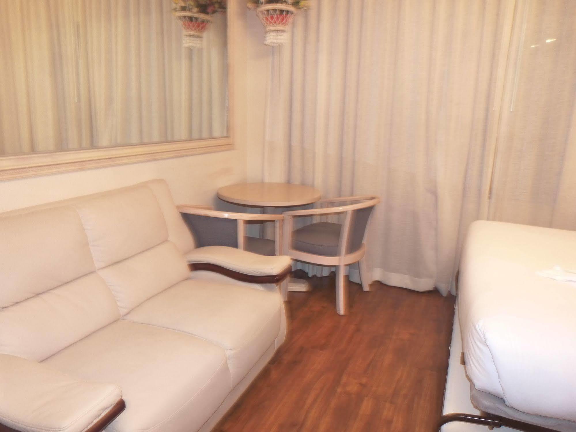 Ocean Front Casablanca With Full Kitchens & Access By Bl *