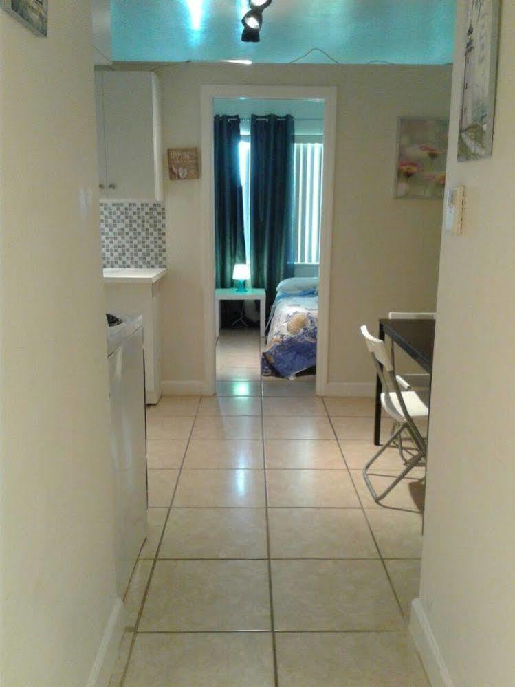 Ocean Front Casablanca With Full Kitchens & Access By Bl