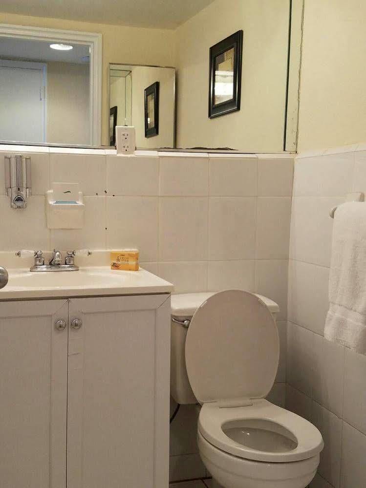Ocean Front Casablanca With Full Kitchens & Access By Bl * Miami Beach