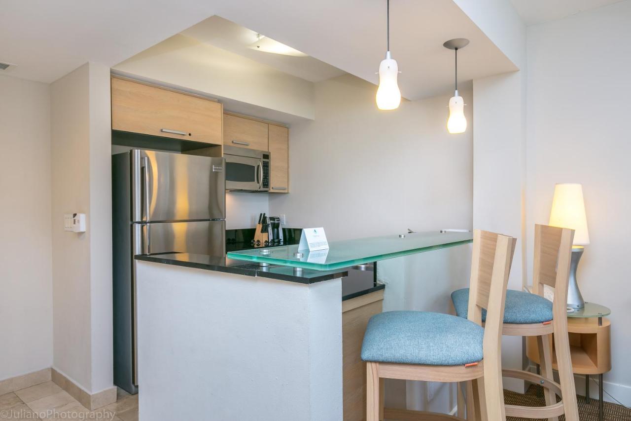 Sunny Isles Ocean View 1 Bedroom At Marenas 20th Apartment *