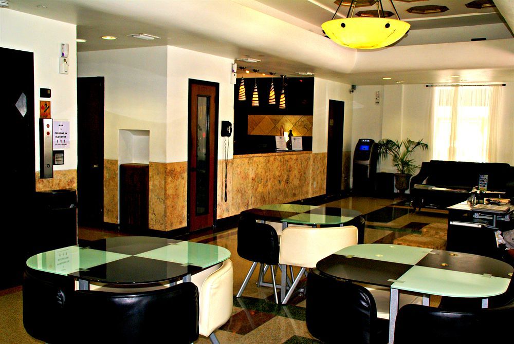 Hotel South Plaza