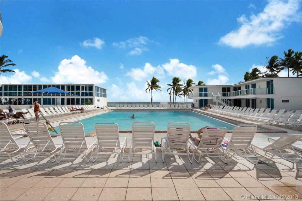 Castle Beach - Great Views Miami Beach