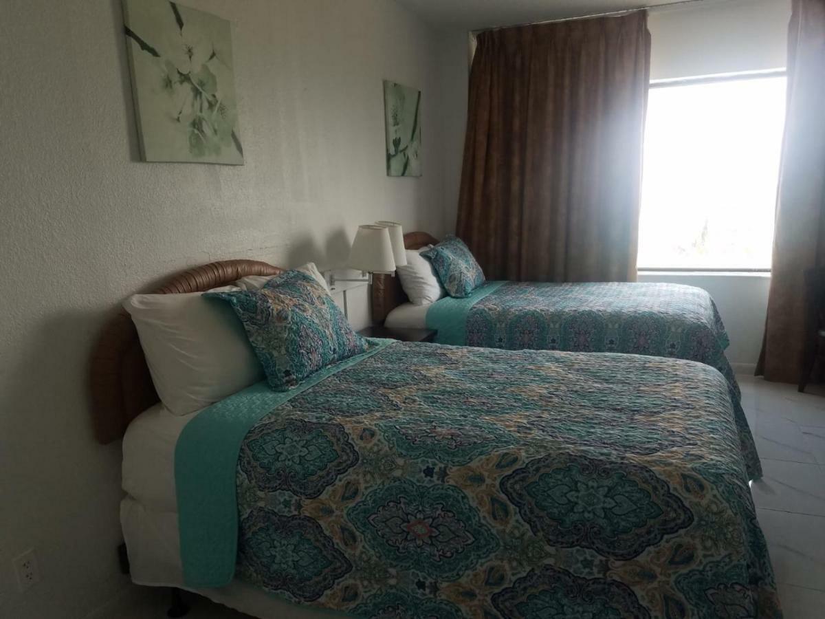Front Aparthotel Miami Beach