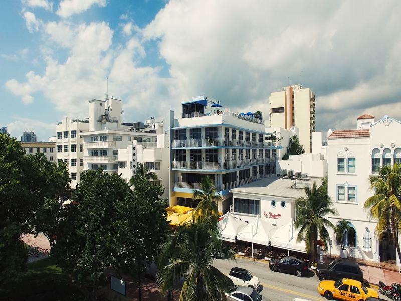 At Congress Ocean Drive * Miami Beach