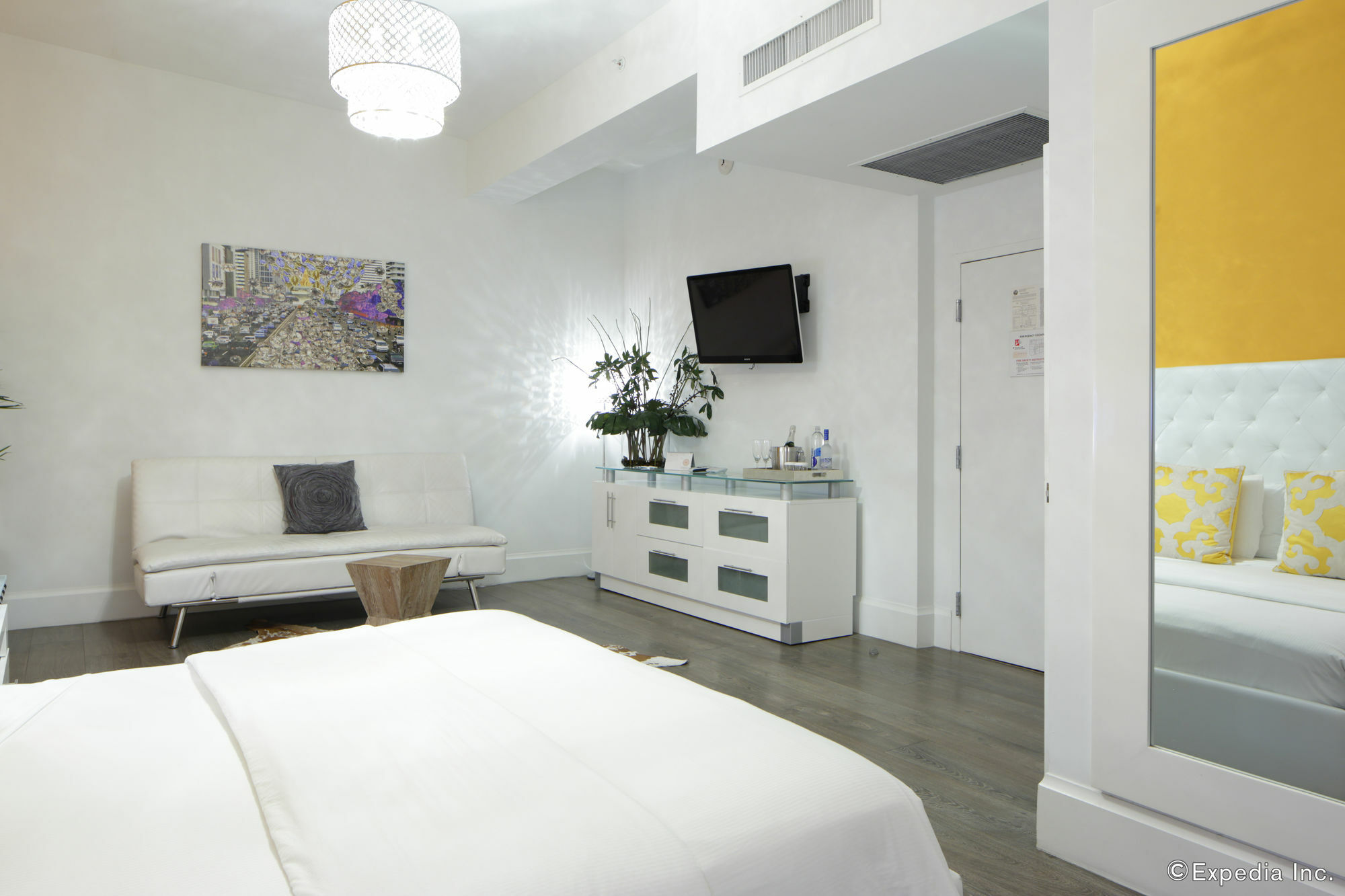 Ithaca Aparthotel