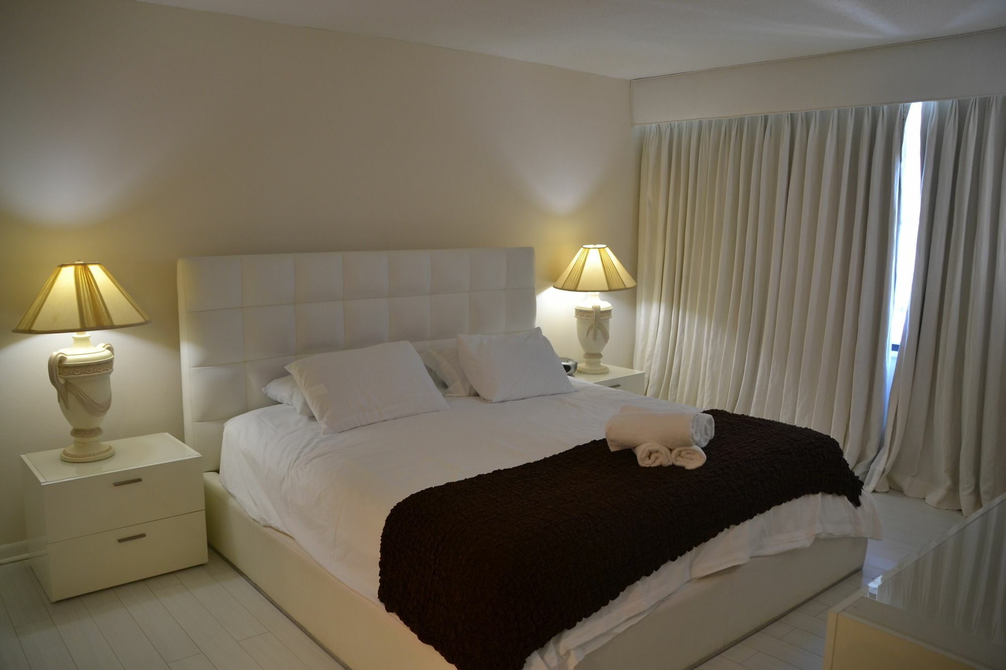 Private By Vacations On Miami 3*