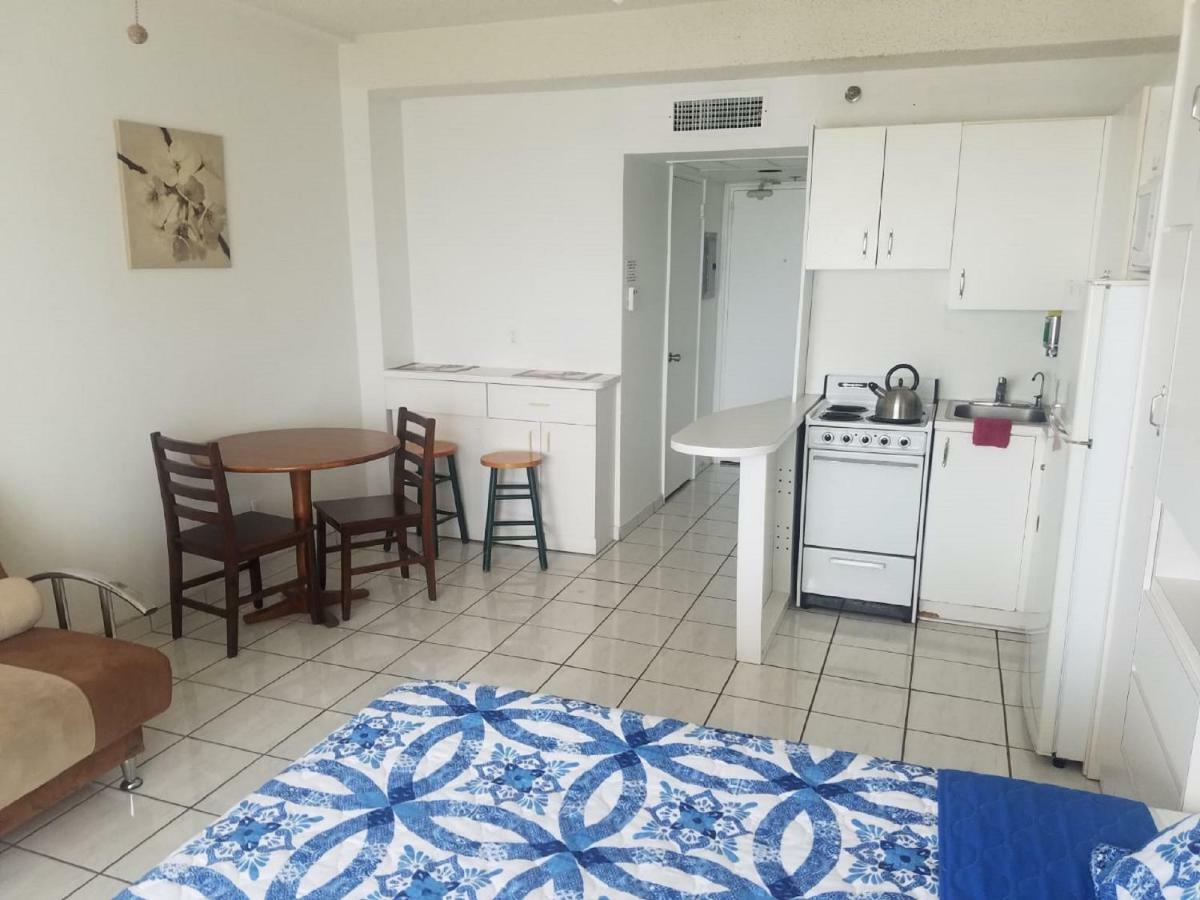Front 3* Miami Beach