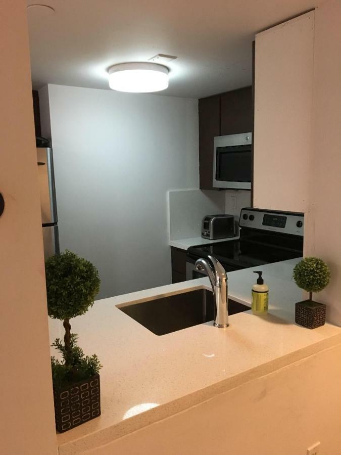 2 Bedroom Ocean Drive Newly Renovated