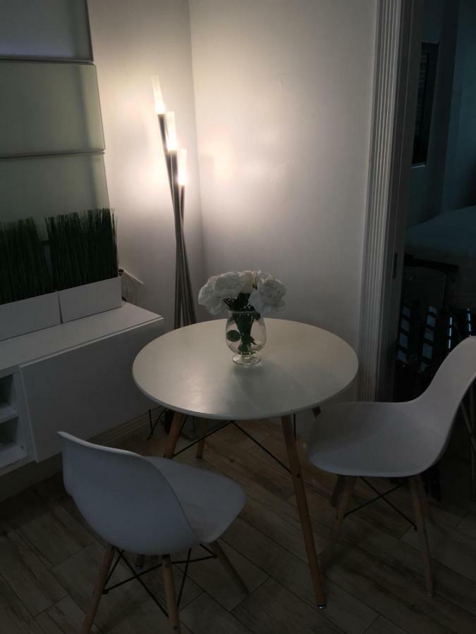 2 Bedroom Ocean Drive Newly Renovated Aparthotel Miami Beach