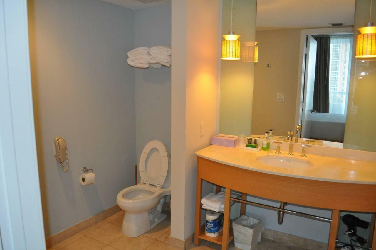 Marenas 2 Bed 907 Miami Beach