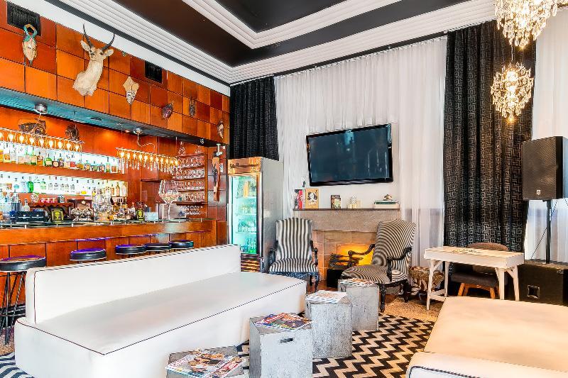 Chesterfield & 3* Miami Beach