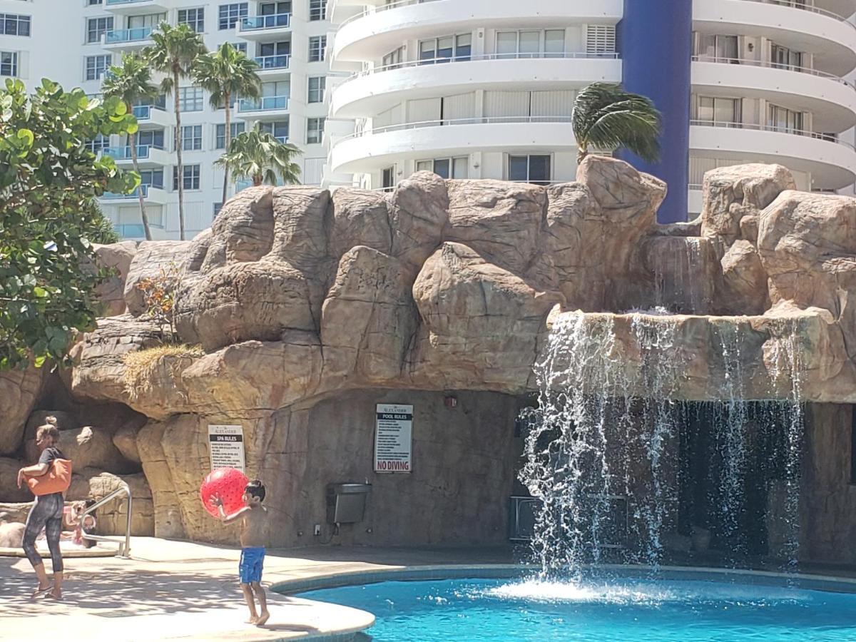 Aparthotel 2 Bedroom 2 Bath Beachfront On Miami Millionaire Row Miami Beach