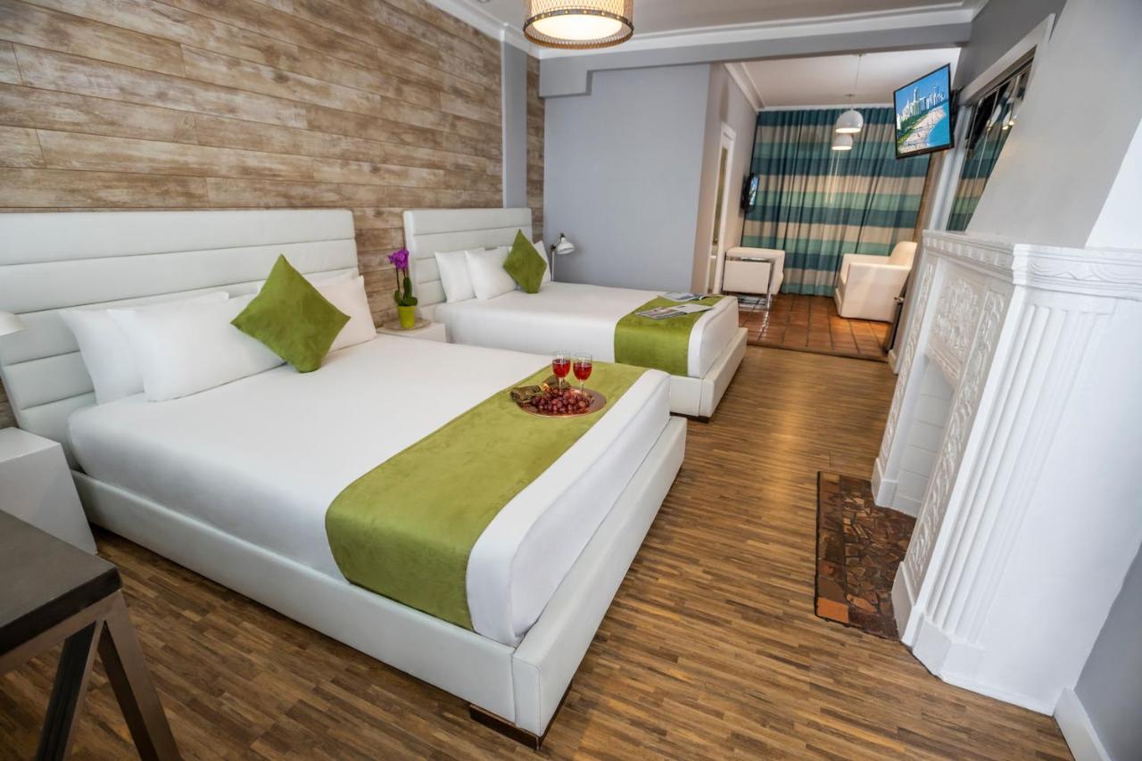 Chesterfield & Hotel