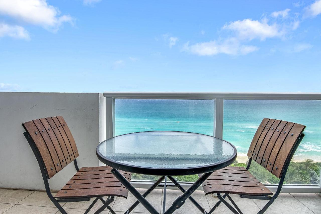 Castle 828 Oceanfront View With Balcony, Pool, Tennis, Access And Free Parking! *