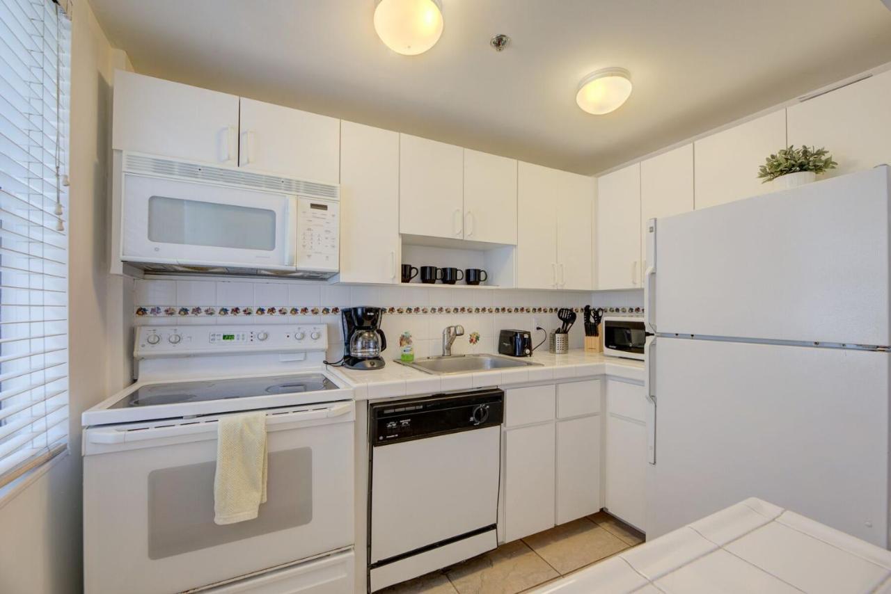Apartment 918 Ocean Drive