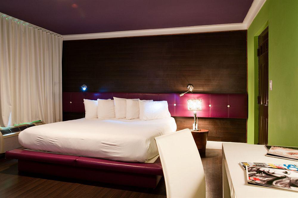 Chesterfield & 3* Miami Beach