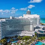 Fontainebleau Jr Suite With Balcony Condo