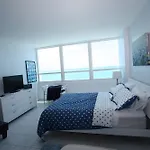 Castle Beach Suites By Miarentals
