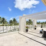 The Casa Grande Beach House