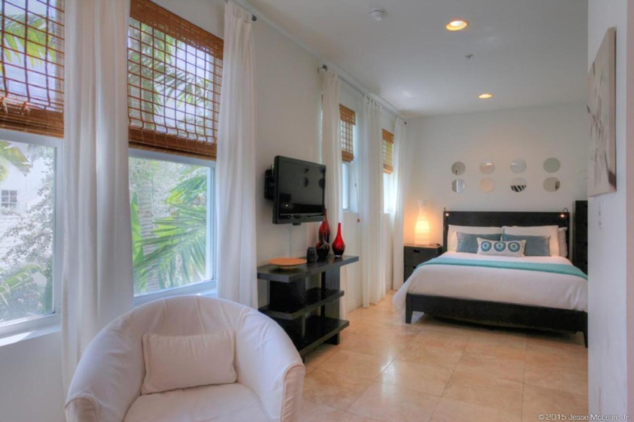 Art-deco Tropical Getaway Apartment Miami Beach