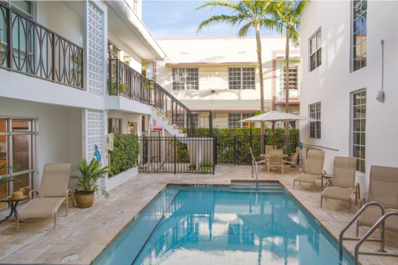 Art-deco Tropical Getaway Apartment Miami Beach