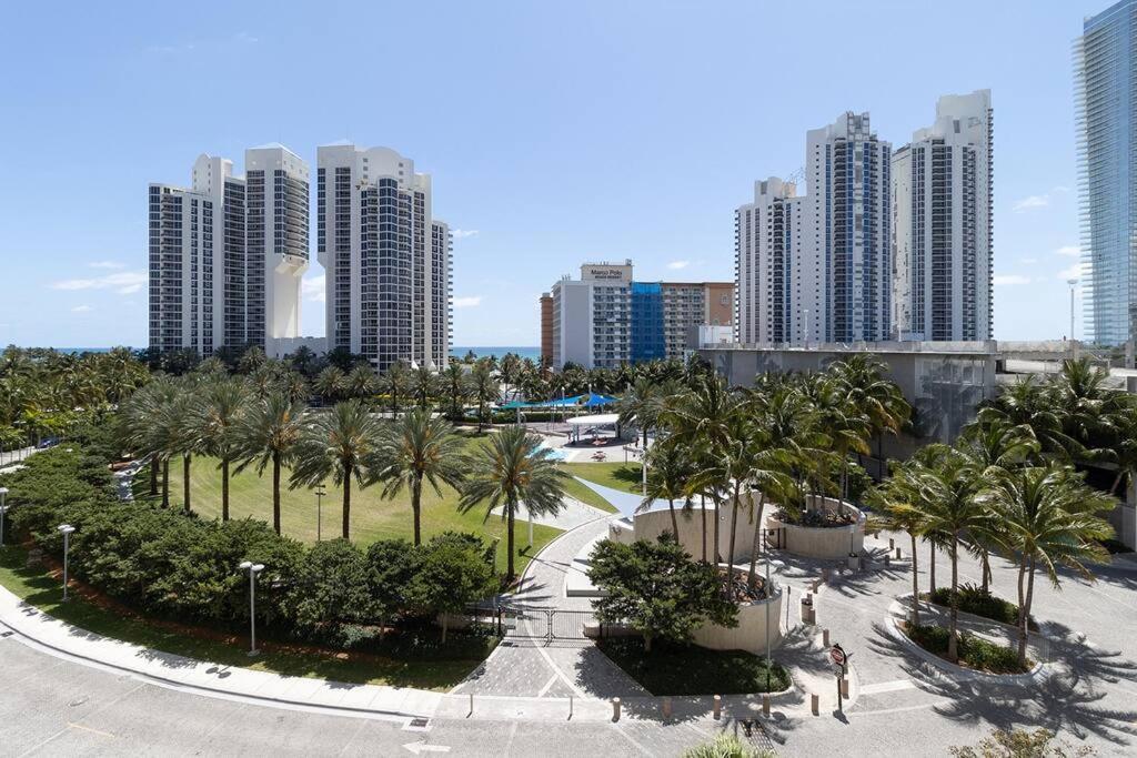 Apartment Modern Oceanview - Steps To The Beach! *