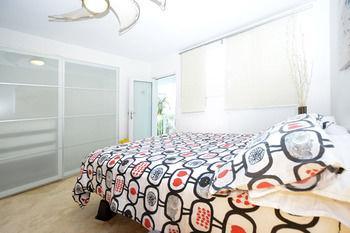 Hotel Art Deco Ocean Walk 3*