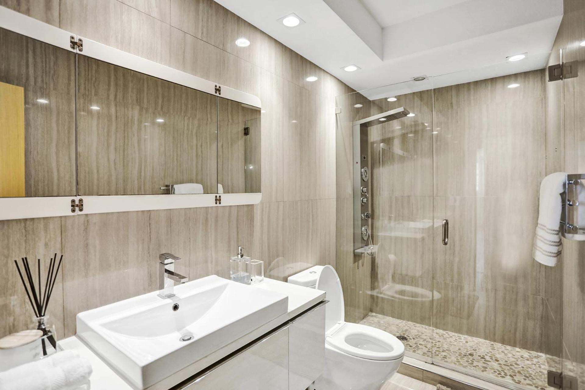 Ocean Reserve Apartment