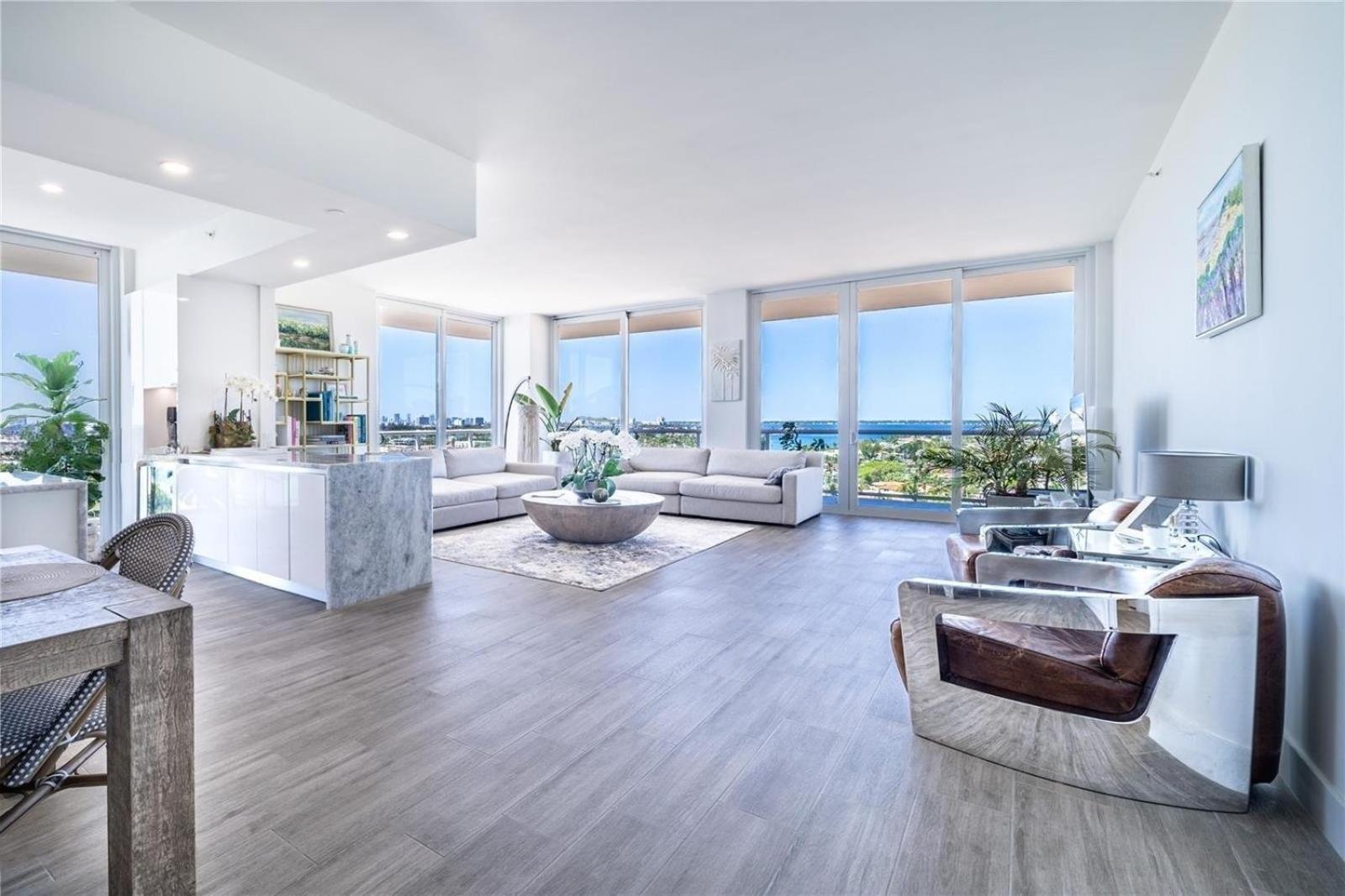 Magnificent Oceanfront Penthouse In Bal Harbour Apartment