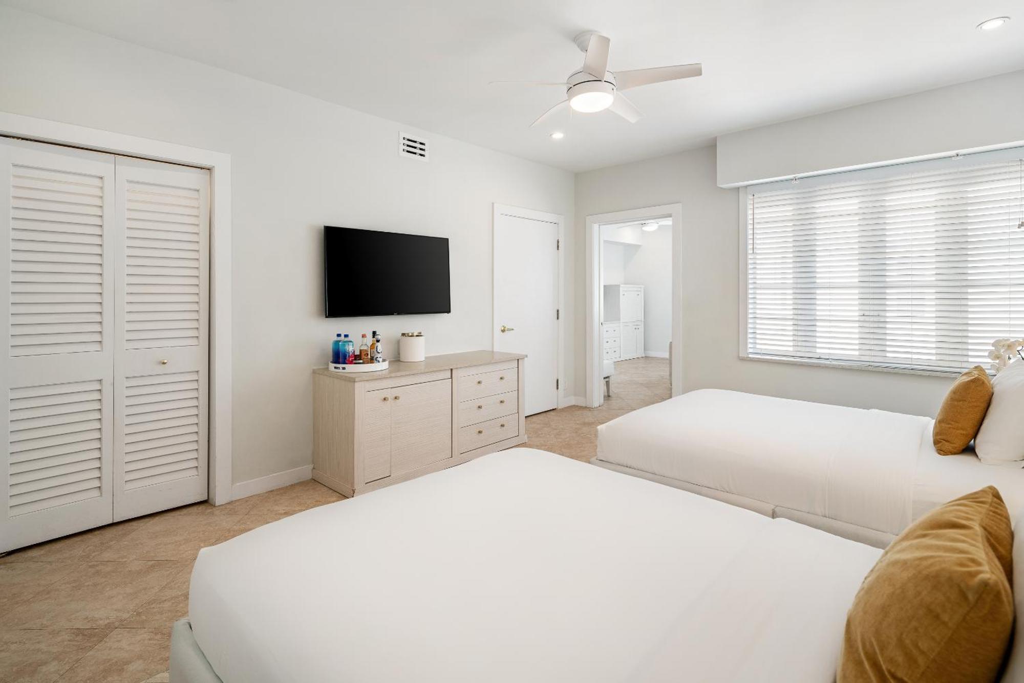 Cardozo Hotel 4*