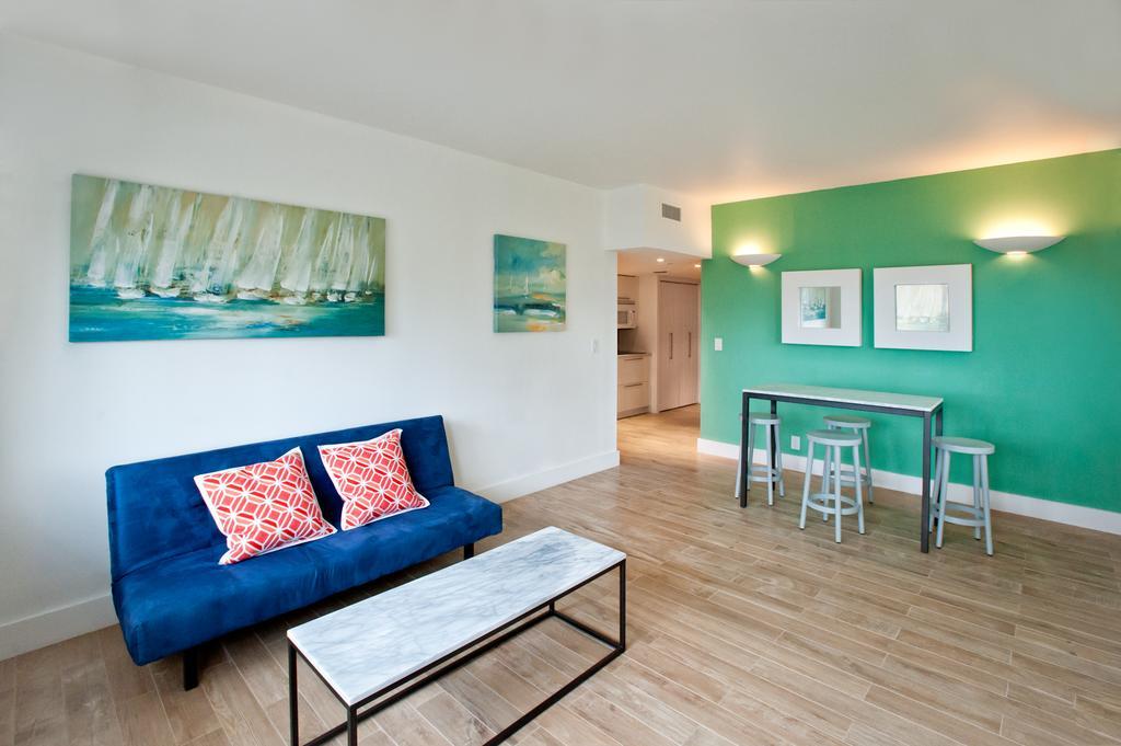The Casa Grande Beach House Hotel
