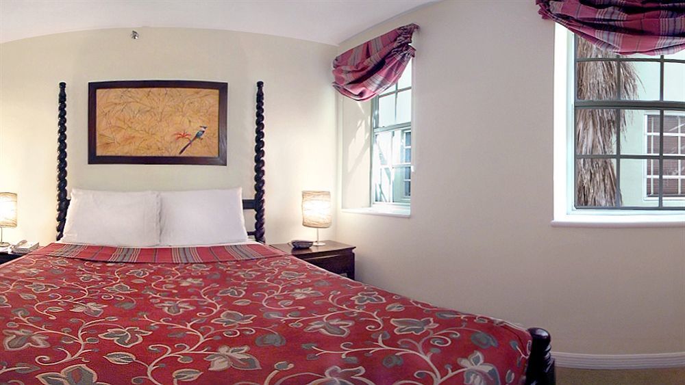 The Casa Grande Beach House Hotel
