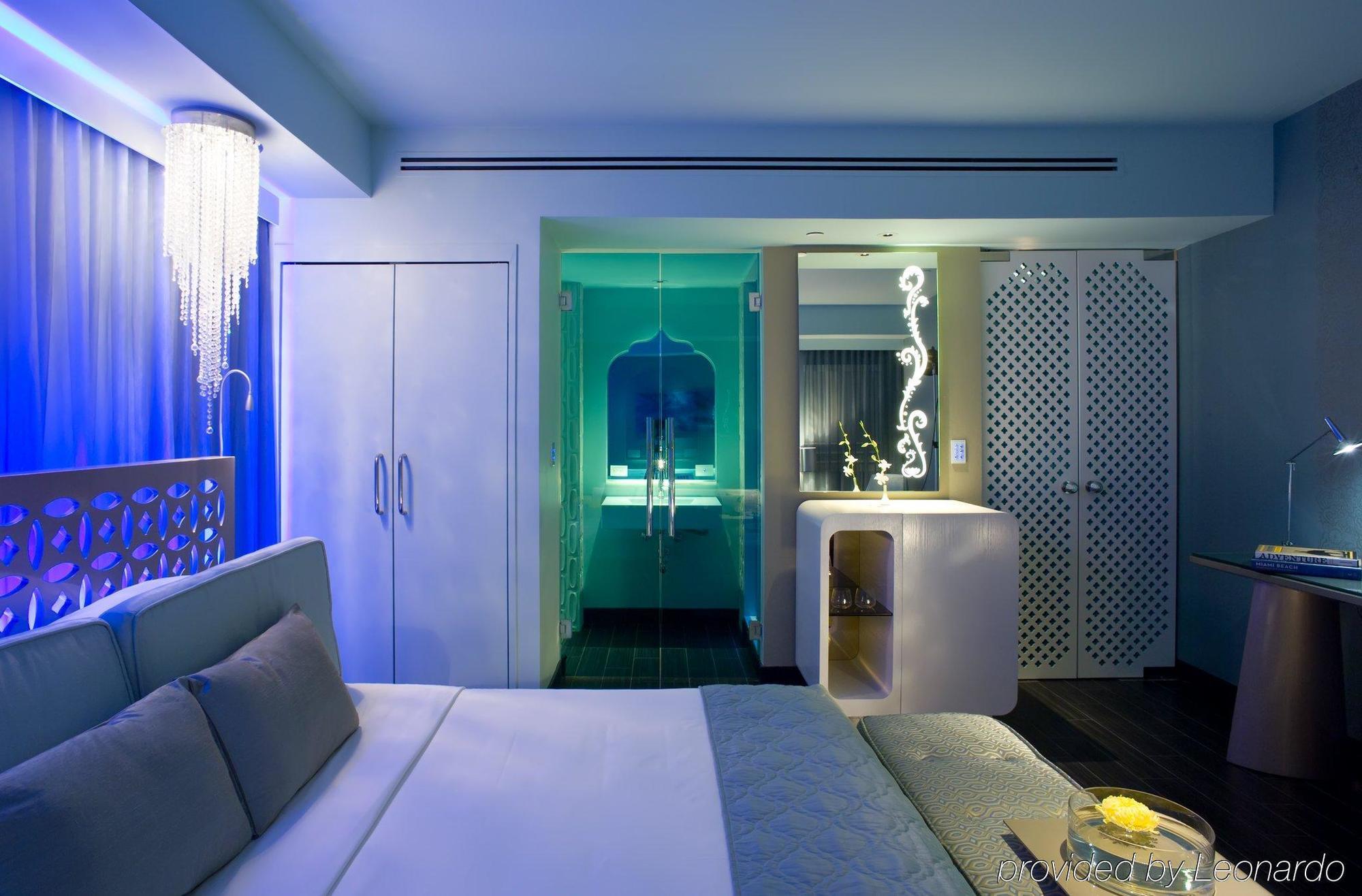 Dream South Beach, By Hyatt