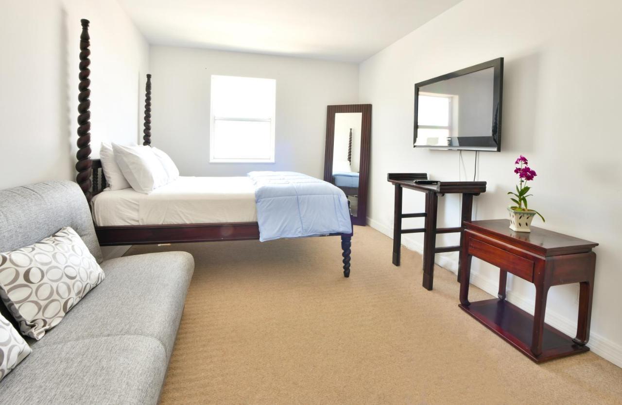 The Casa Grande Beach House 3*
