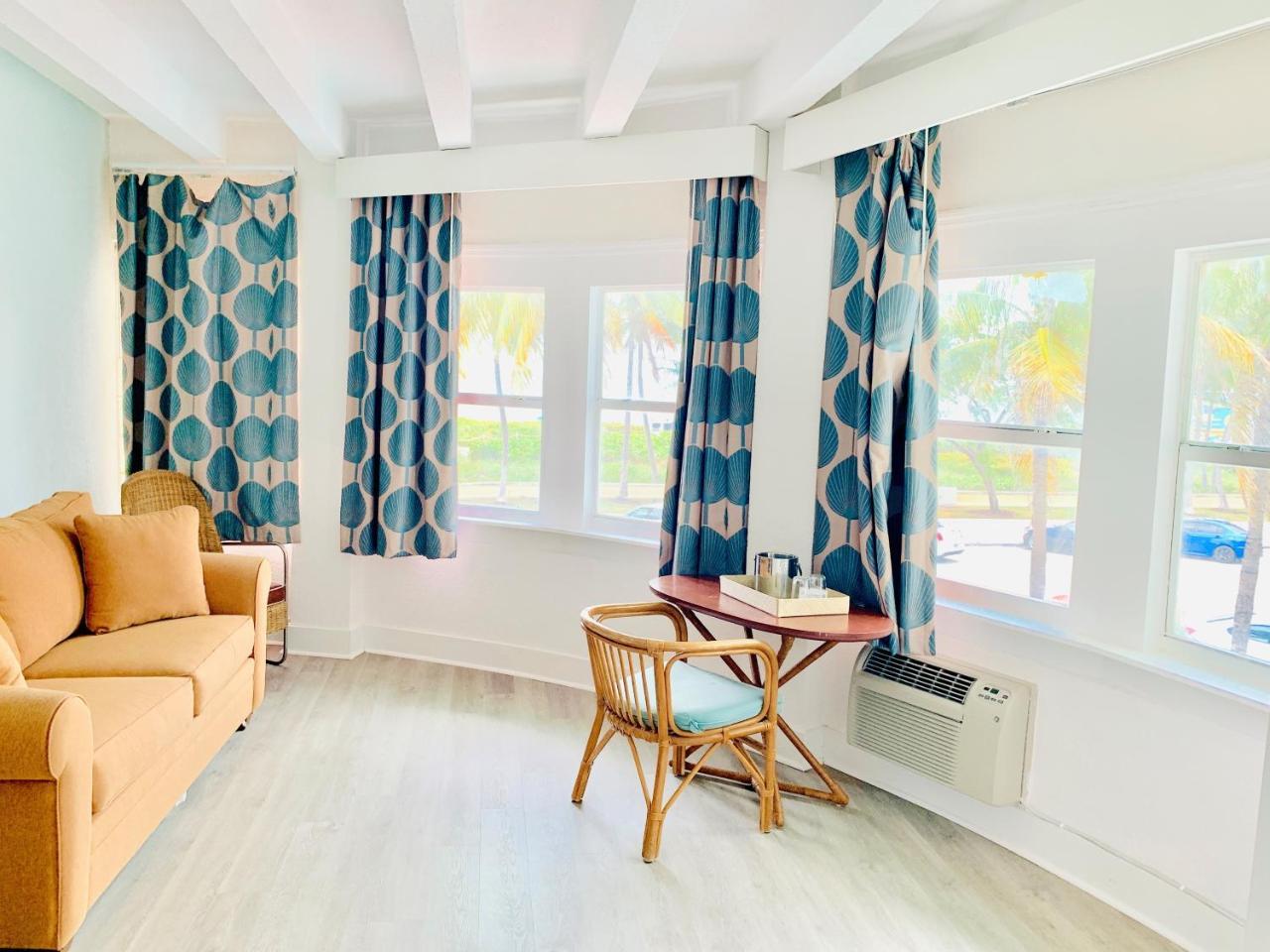 Hotel Broadmore Miami Beach
