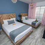 Whitelaw Hotel