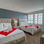 Two Bedroom On The Beach With Balcony And Oceanview