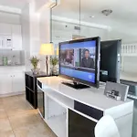 Deluxe Studios And Apartments At The Casablanca