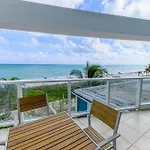 Seastays-Miami Beach Apartments