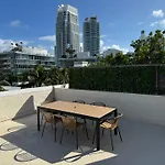 Gorgeous Coastal Ph With Large Private Terrace