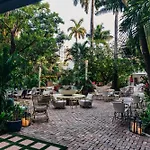 Freehand Miami