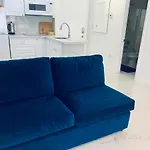 Beach House Beachfront Studio 107
