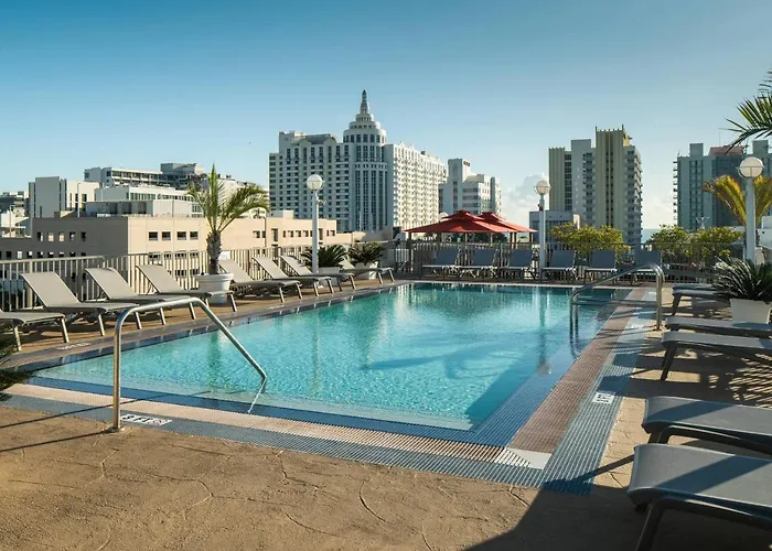 Courtyard Miami Beach South Beach