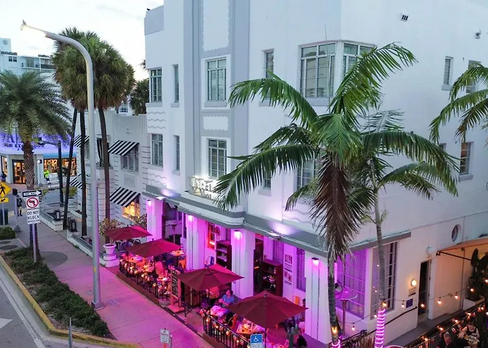 Whitelaw Hotel